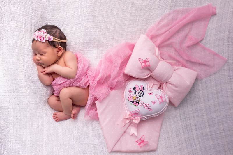 045-2019-12-20-newborn-alice-gambino-087-web
