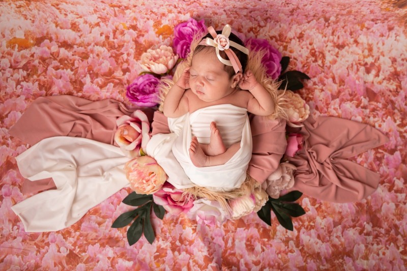 032-2022-09-07-Newborn-Ludovica-Arancio-095