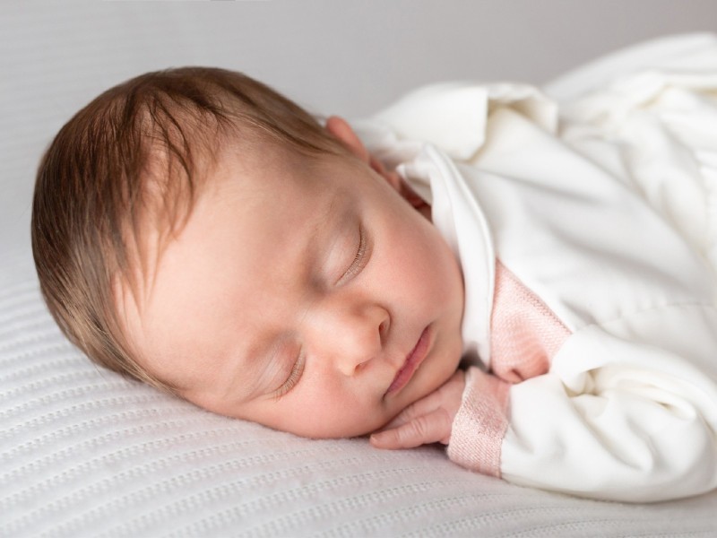 15x20_011-2022-03-28-Newborn-Miriam-Conti-020